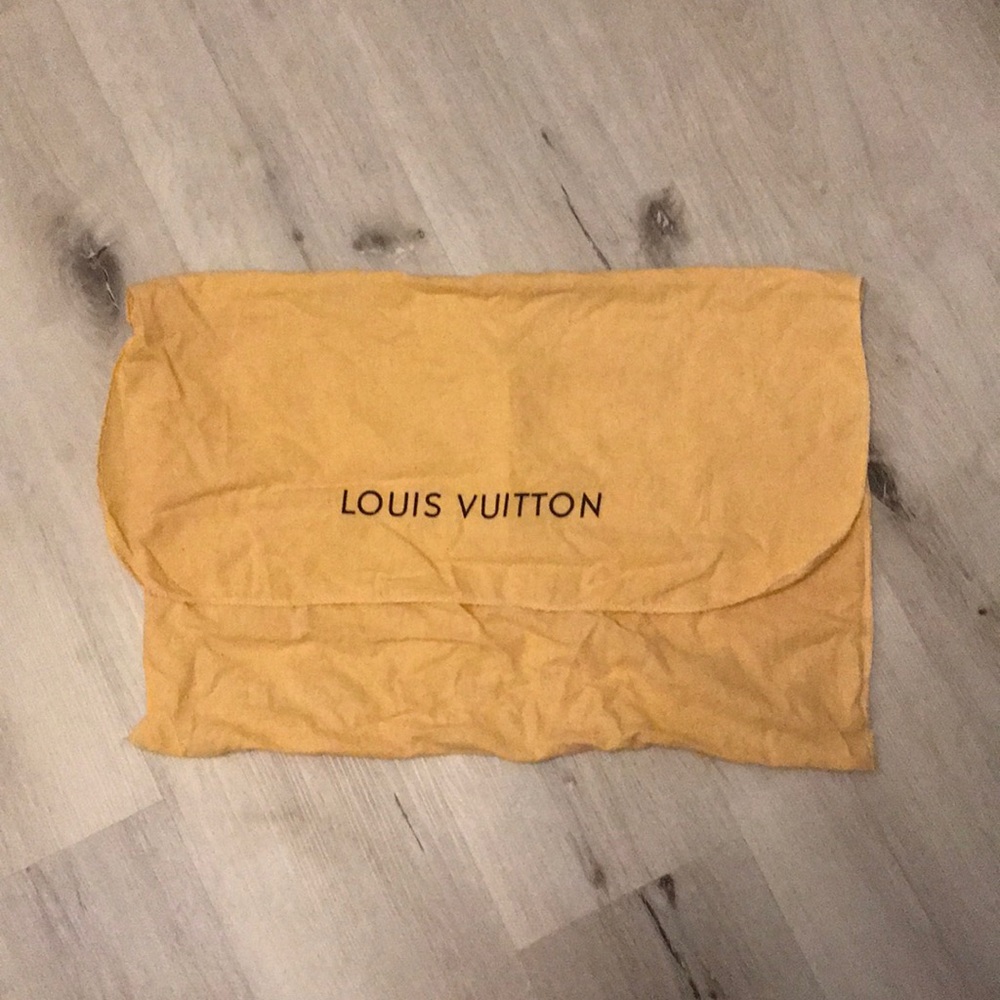 Louis Vuitton dust bag